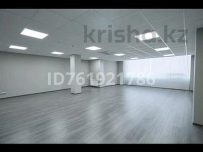 Коммерциялық жылжымайтын мүлік в Алматы: Кеңселер · 180 м², бағасы: ~ 2.2 млн 〒 Кеңселер · 180 м², бағасы: ~ 2.2 млн 〒 в Алматы, Бостандыкский р-н