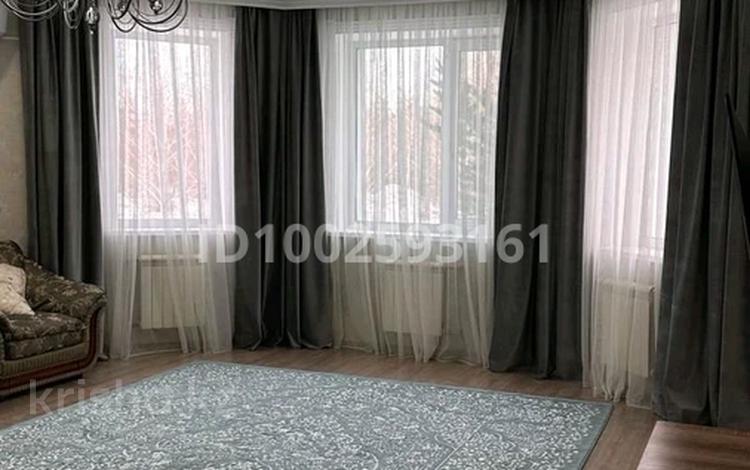 5-комнатная квартира · 235 м² · 1/3 этаж, Шаяхметова 144 — Парк победы за 500 000 〒 в Костанае — фото 2