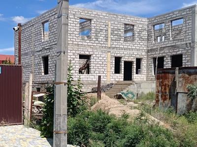 Отдельный дом · 5 комнат · 750 м² · 9.6 сот., Мкр Атырау улица Акжайма 62 за 50 млн ₸