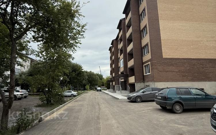 1-бөлмелі пәтер · 41.5 м² · 2/5 қабат, Кармелюка 2/3 — Парк Победы, бағасы: 17.5 млн ₸ в Петропавловске — фото 2