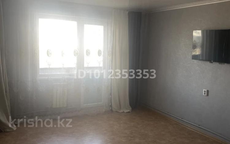 1-бөлмелі пәтер · 45 м² · 7/9 қабат, Пр Есенберлина 4 — Есенберлина, бағасы: 140 000 ₸ в Усть-Каменогорске — фото 2