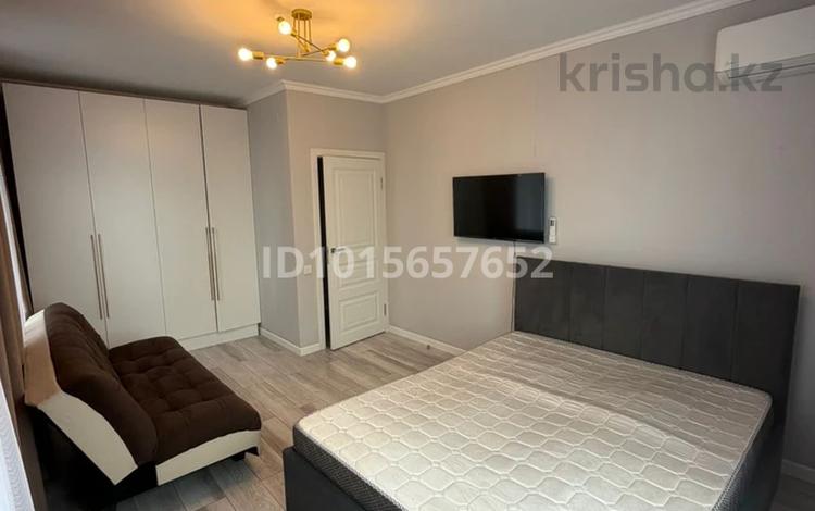 1-бөлмелі пәтер · 45 м² · 6/12 қабат, Тургут Озала, бағасы: 350 000 ₸ в Алматы, Алмалинский р-н — фото 2