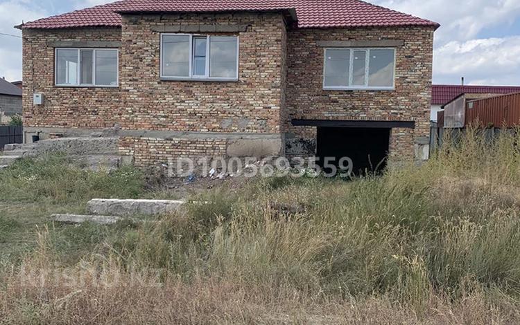 Отдельный дом · 11 комнат · 367 м² · 10 сот., мкр Кунгей , Мкр Кунгей ул Сейдимбека — Толебаева за 42 млн 〒 в Караганде, Казыбек би р-н — фото 2