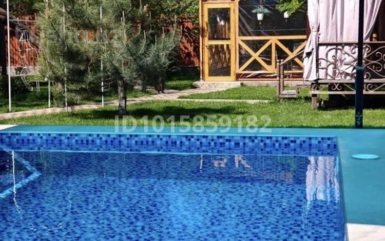 Дом · 2 комнаты · 160 м², мкр Баганашыл 21 за 85 000 ₸ в Алматы, Бостандыкский р-н — фото 2