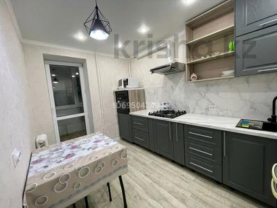 3-бөлмелі пәтер · 62 м² · 2/5 қабат, К.Аманжолова 49/1 — проспект Назарбаева, бағасы: 25 000 〒 в Уральске