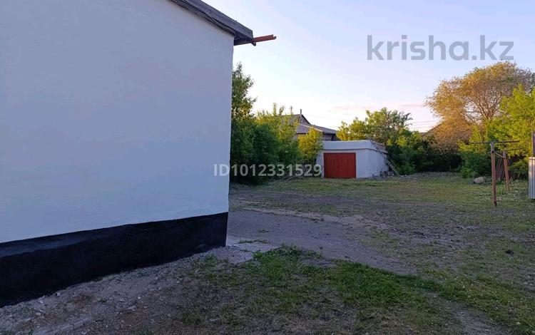 Отдельный дом · 4 комнаты · 101.5 м², Дружбы за 23 млн ₸ в Есиль — фото 2