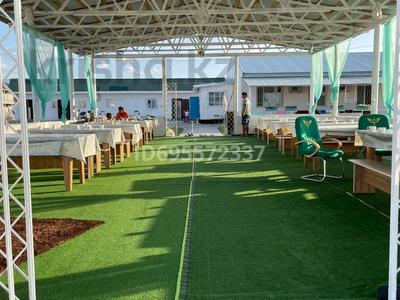 Бани, гостиницы и зоны отдыха · 800 м² за 250 млн ₸ в Акши