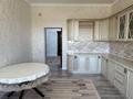 Жеке үй · 6 бөлме · 216 м² · 9 жүзд., Көктем ш/а., Өтеп қарынбаев 23 — Шағала садик, бағасы: 75 млн ₸ в Атырау, мкр Коктем — фото 17