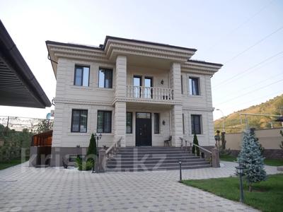 8-комнатный дом помесячно, 420 м², 10 сот., 1-я улица 13 за 5 млн 〒 в Алматы, Бостандыкский р-н