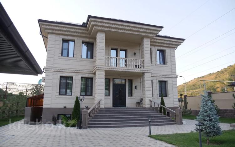 8-комнатный дом помесячно, 420 м², 10 сот., 1-я улица 13 за 5 млн 〒 в Алматы, Бостандыкский р-н — фото 2