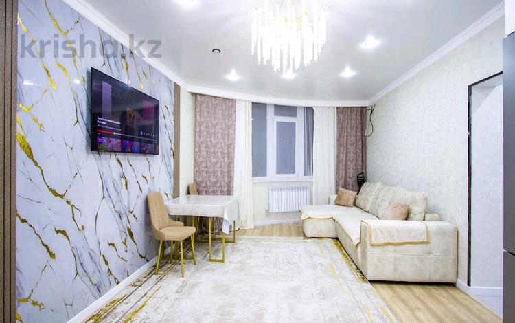 3-комнатная квартира, 70.7 м², 6/15 этаж, Навои 9/1