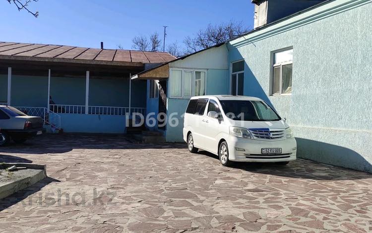 Отдельный дом · 8 комнат · 220 м² · 15 сот., Темир жол туйыгы 3 — Ж/д Вокзал Толеби за 68 млн 〒 в Аксукенте — фото 2