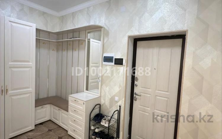 3-комнатная квартира · 85 м² · 4/10 этаж, мкр Юго-Восток, Мкр Юго-Восток, мкр Степной 3 1/4а за 53 млн ₸ в Караганде, Казыбек би р-н — фото 18