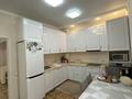 3-комнатная квартира · 85 м² · 4/10 этаж, мкр Юго-Восток, Мкр Юго-Восток, мкр Степной 3 1/4а за 53 млн ₸ в Караганде, Казыбек би р-н — фото 2