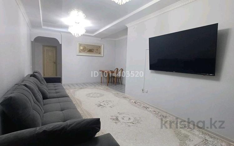 3-комнатная квартира · 72 м² · 3/12 этаж, Казыбек би 11 за 320 000 ₸ в Астане, Нура р-н — фото 2