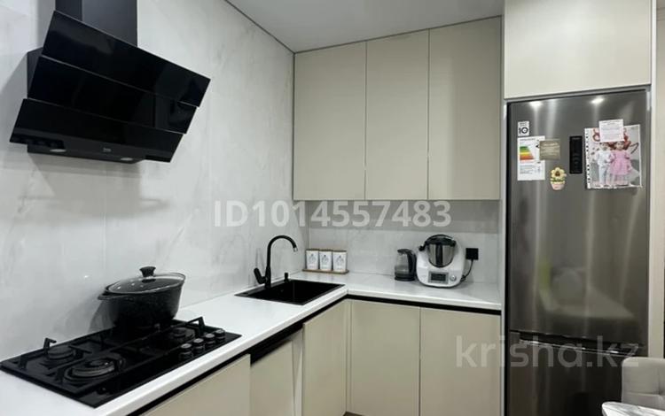 2-комнатная квартира · 70.5 м² · 4/9 этаж, мкр Нурсая, Т. Жумагалиева 10 за 35 млн ₸ в Атырау — фото 2