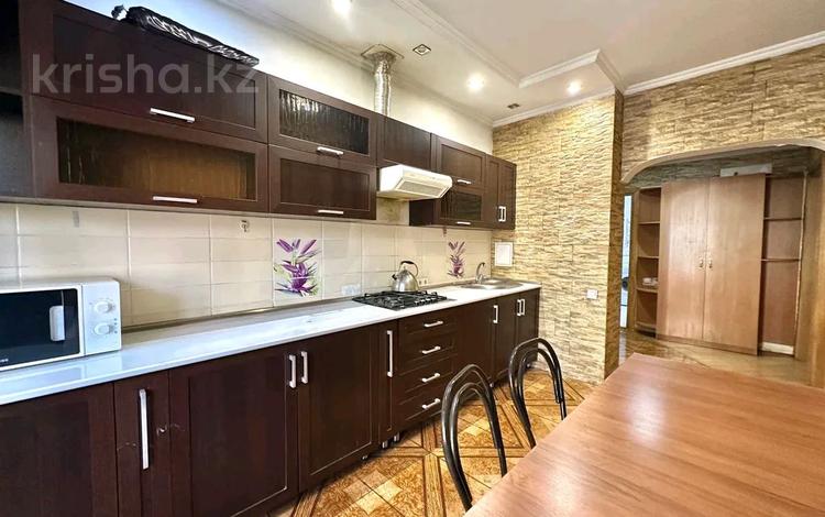 3-бөлмелі пәтер · 68 м² · 1/5 қабат, мкр Мамыр-3 1, бағасы: 48 млн ₸ в Алматы, Ауэзовский р-н — фото 11