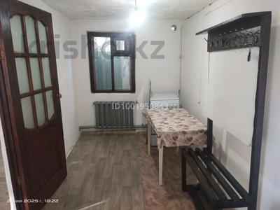 1 комната · 30 м² · 1 этаж, мкр 41-й разъезд, 41-й разъезд 16 — Степная за 40 000 〒 в Актобе