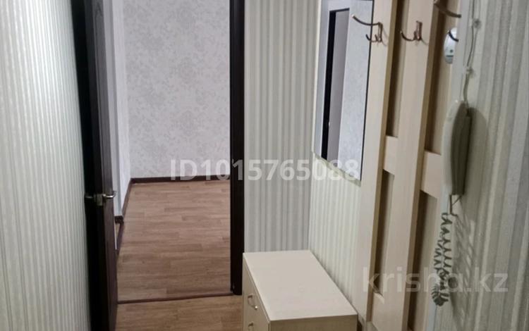 2-бөлмелі пәтер · 46 м² · 2/4 қабат, 1мкр 8, бағасы: 18 млн ₸ в Конаеве — фото 2