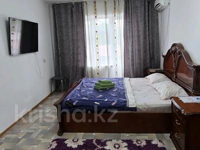 1-комнатная квартира · 40 м² · 2/5 этаж, мкр Сары Арка, Проспект Каныш Сатпаева 16 — ТШО, Гостиница Dastan-Атырау, АГУ Х.Досмухамедова за 2 500 ₸