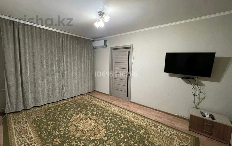 2-комнатная квартира · 42 м² · 2/5 этаж, М.Жунисова 184 — проспект Назарбаева за 13 000 ₸ в Уральске, мкр Школьник — фото 2