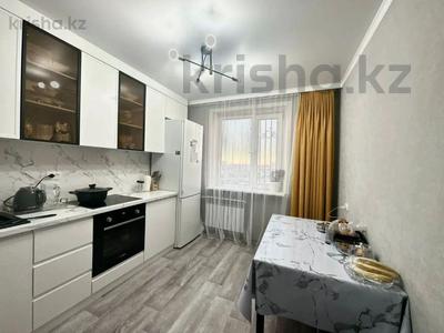 2-комнатная квартира · 54 м² · 10/10 этаж, мкр Юго-Восток, Гулдер-1 за 26.6 млн 〒 в Караганде, Казыбек би р-н