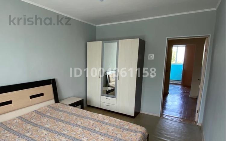 2-бөлмелі пәтер · 52 м² · 4/5 қабат, мкр 4 15 — проспект Абулхаир хана, бағасы: 155 000 ₸ в Уральске — фото 3