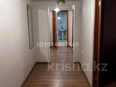 4-бөлмелі пәтер · 82 м² · 2/5 қабат, 4 микрорайон 16, бағасы: 180 000 ₸ в Абай