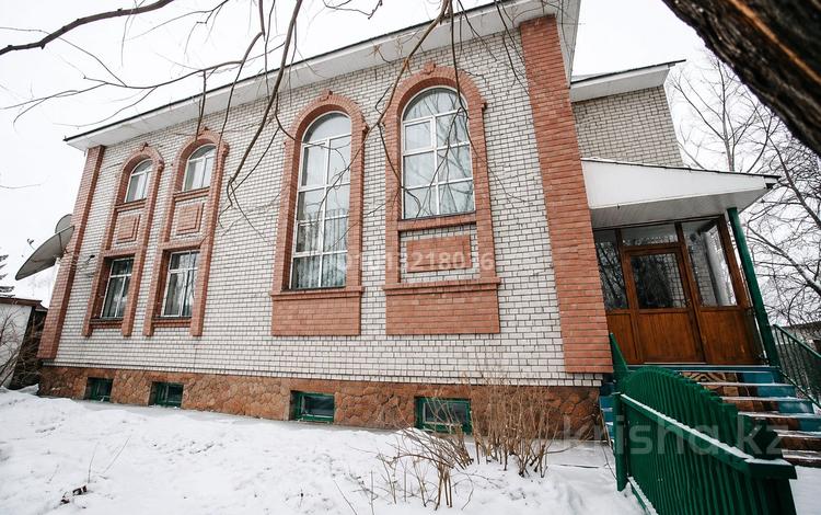 Отдельный дом · 5 комнат · 360 м² · , Гоголя 13 — Гоголя - Фрунзе возле 16 школы за 180 млн ₸ в Семее — фото 2