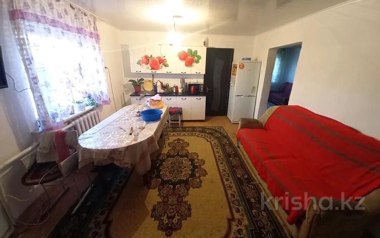 Отдельный дом • 4 комнаты • 100 м² • 6 сот., Красный камень 28 за 10.5 млн 〒 в Талдыкоргане — фото 2