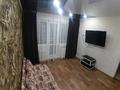 1-комнатная квартира, 35 м², 2/5 этаж по часам, Академика Сатпаева 36 за 1 000 〒 в Павлодаре — фото 3