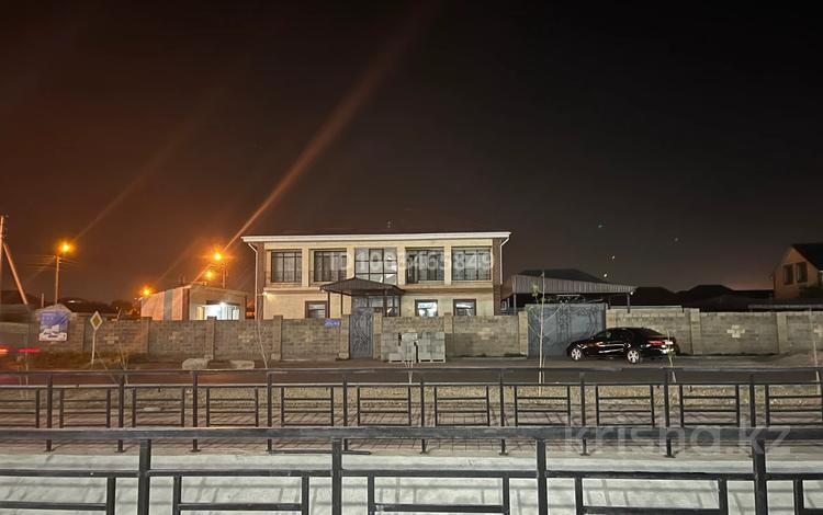 Дом · 7 комнат · 535 м², мкр Акбулым, Туманбай молдагалиева 70 за 90 000 〒 в Таразе — фото 26