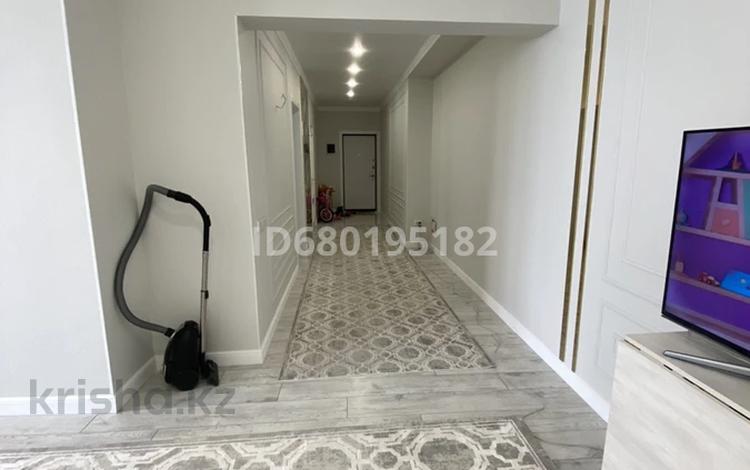 4-комнатная квартира · 120 м² · 12/18 этаж, мкр Тастак-2 159 — Возле ТЦ АДК за 700 000 ₸ в Алматы, Алмалинский р-н — фото 3