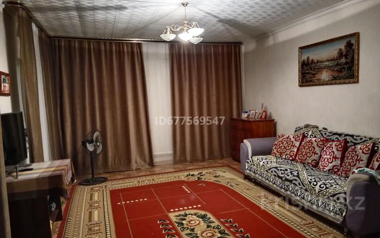 Отдельный дом • 2 комнаты • 70 м² • 7 сот., Казахстанская за 9 млн 〒 в Аксае — фото 8