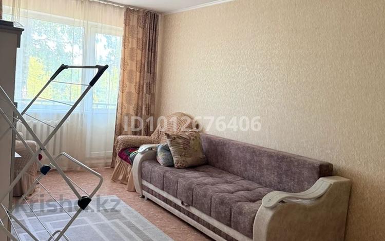 2-комнатная квартира · 44 м² · 3/5 этаж, Майкудук, 14й микрорайон 45 за 9.5 млн ₸ в Караганде, Алихана Бокейханова р-н — фото 2