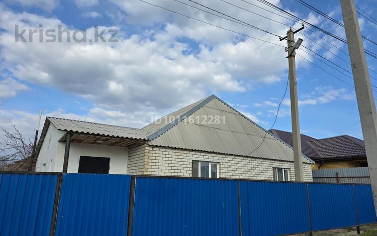 Отдельный дом · 3 комнаты · 120.2 м² · 3.2 сот., мкр. Зачаганск пгт, Улица Қазығұрт 15 1 — Фортуна Магазин за 27 млн ₸ в Уральске — фото 2