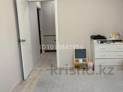 2-бөлмелі пәтер · 59 м² · 5/5 қабат, Молдагуловой 17/6, бағасы: 21.5 млн ₸ в Усть-Каменогорске, Ульбинский