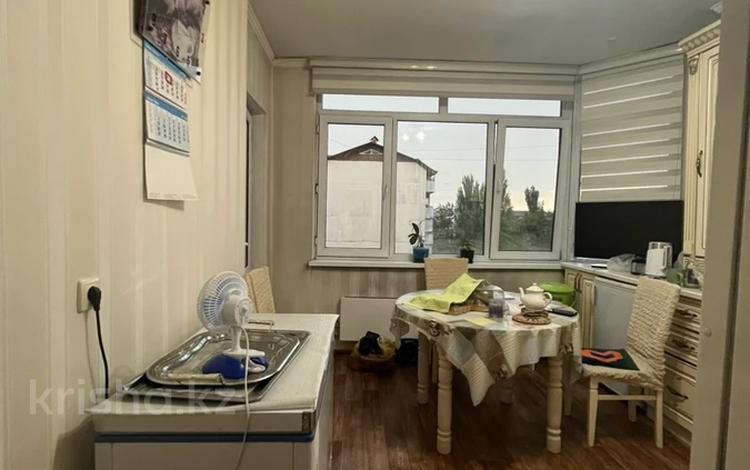 2-бөлмелі пәтер · 62 м² · 4/6 қабат, Көкжиек ш/а., бағасы: 30 млн ₸ в Алматы, Жетысуский р-н — фото 2