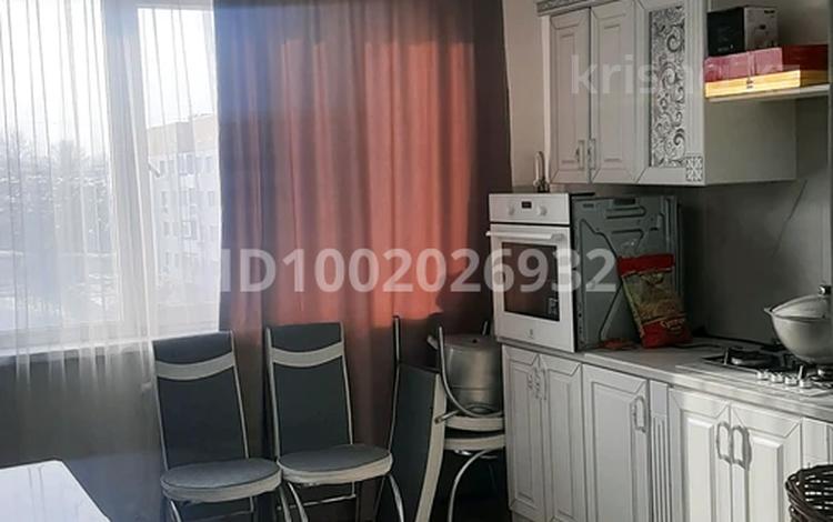 3-комнатная квартира · 77 м² · 5/5 этаж, мкр Саялы 109 за 250 000 ₸ в Алматы, Алатауский р-н — фото 2