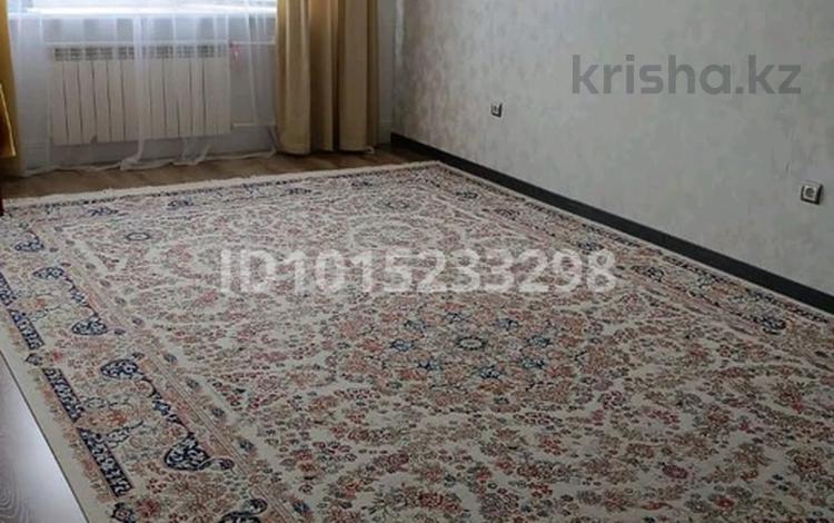 2-бөлмелі пәтер · 65 м² · 4/10 қабат, 12 ш/а. 45 д, бағасы: 25 млн ₸ в Актобе, мкр 12 — фото 2