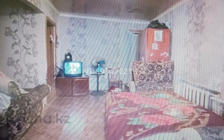 1-комнатная квартира, 33 м², 2/2 этаж, Пришахтинск, Сводная 7 за 6.1 млн 〒 в Караганде, Алихана Бокейханова р-н — фото 2
