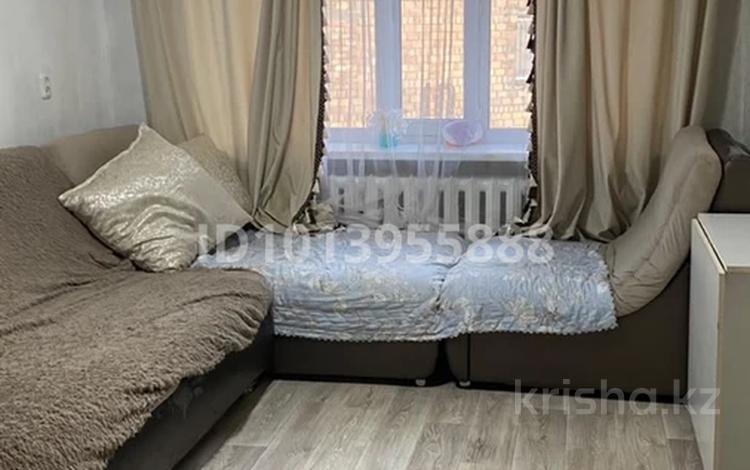 3-комнатная квартира · 51 м² · 1/5 этаж, Майкудук, 15й микрорайон 8 — Чуть дальше сатурна за 120 000 ₸ в Караганде, Алихана Бокейханова р-н — фото 2