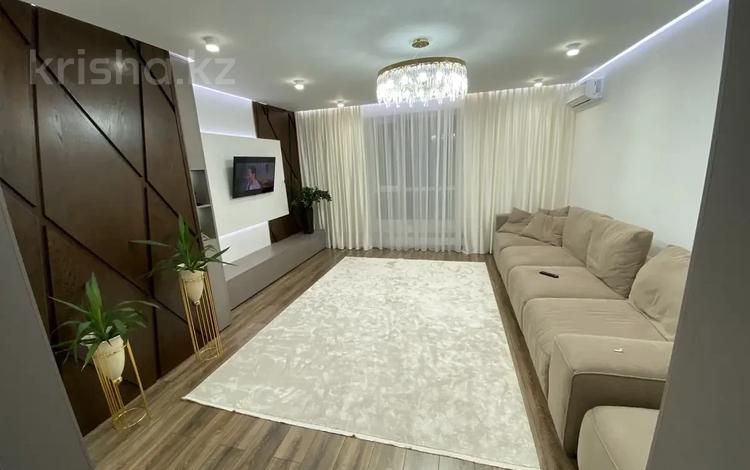 3-бөлмелі пәтер · 110 м² · 4/12 қабат, Байтурсынова, бағасы: 600 000 ₸ в Алматы, Бостандыкский р-н — фото 2