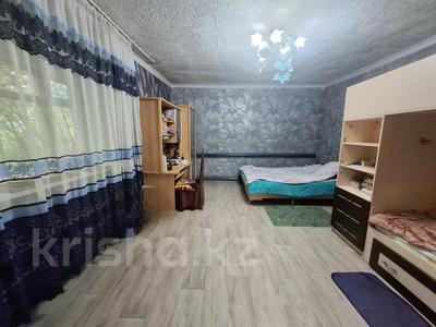 Отдельный дом · 3 комнаты · 100 м² · 6 сот., Тулебаева — Район бассейна Арго за 15 млн 〒 в Темиртау