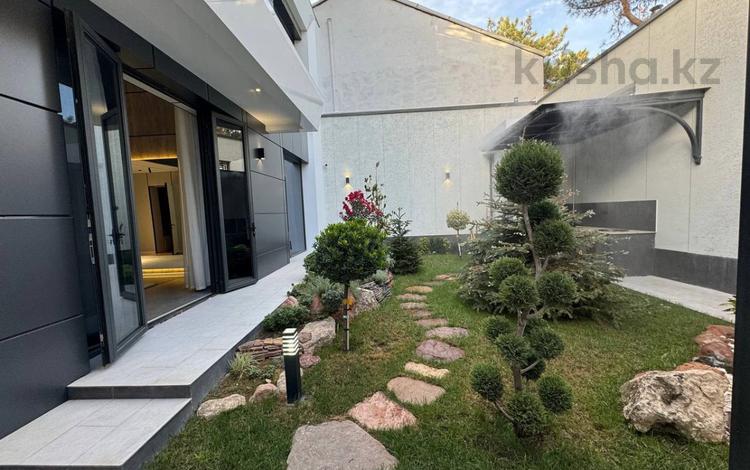 Жеке үй · 8 бөлме · 390 м², Архат 70, бағасы: 3.5 млн 〒 в Алматы, Бостандыкский р-н — фото 8