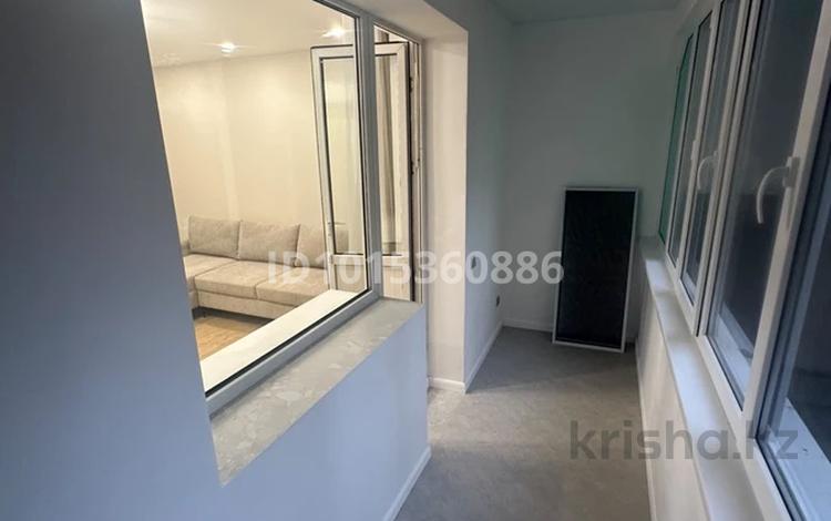 3-бөлмелі пәтер · 71.5 м² · 3/12 қабат, Самал-2 ш/а. 89, бағасы: 650 000 ₸ в Алматы, Медеуский р-н — фото 3