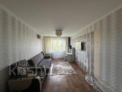 Продажа квартир в Карагандинской обл.: 3-комнатная квартира · 65.8 м² · 6/9 этаж, ул. 6-й мик-н за 19 млн 〒 3-комнатная квартира · 65.8 м² · 6/9 этаж, ул. 6-й мик-н за 19 млн 〒 в Темиртау