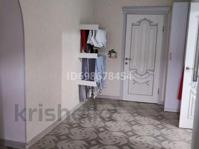 Отдельный дом · 6 комнат · 200 м² · 6 сот., Макаренко — Типография за 50 млн 〒 в Актобе