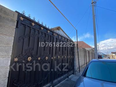 Отдельный дом · 3 комнаты · 100 м² · 8 сот., Жумадилова 73 — Массив тортколь за 25 млн 〒 в Таразе