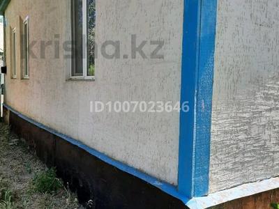 Отдельный дом · 4 комнаты · 80 м² · 25 сот., Село Нурлыкент М.Бектаев 24 за 5 млн ₸ в Бауыржан Момышулы